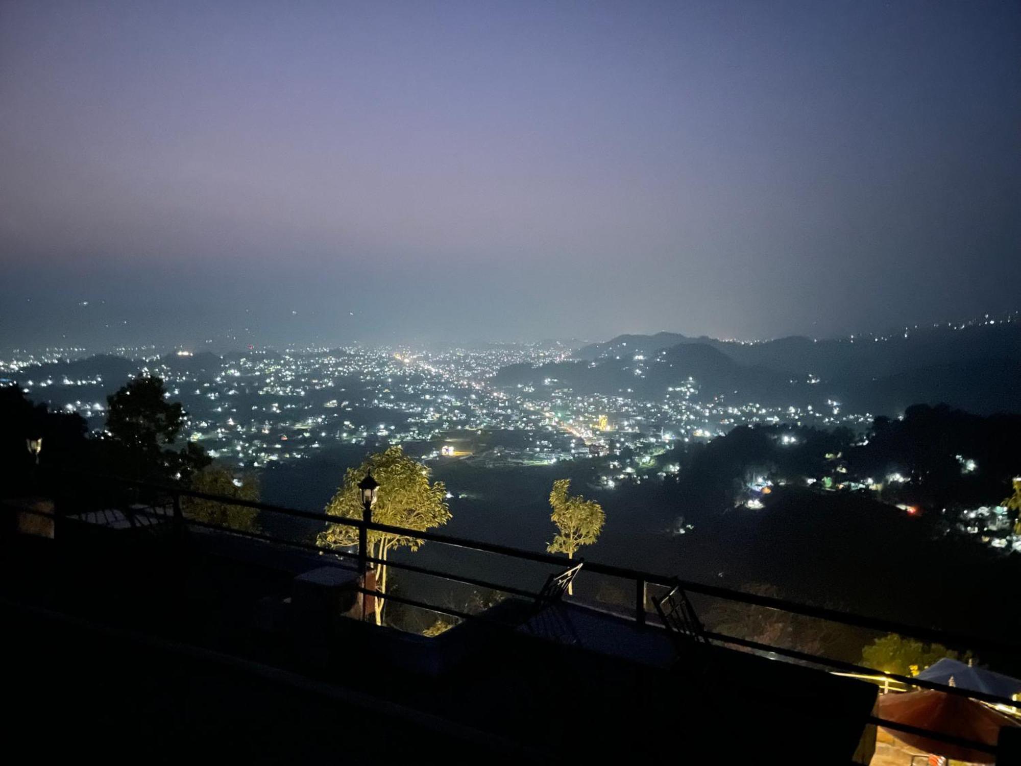 Himalaya Serene View Guest House & Farm Stay Deorāli Eksteriør billede