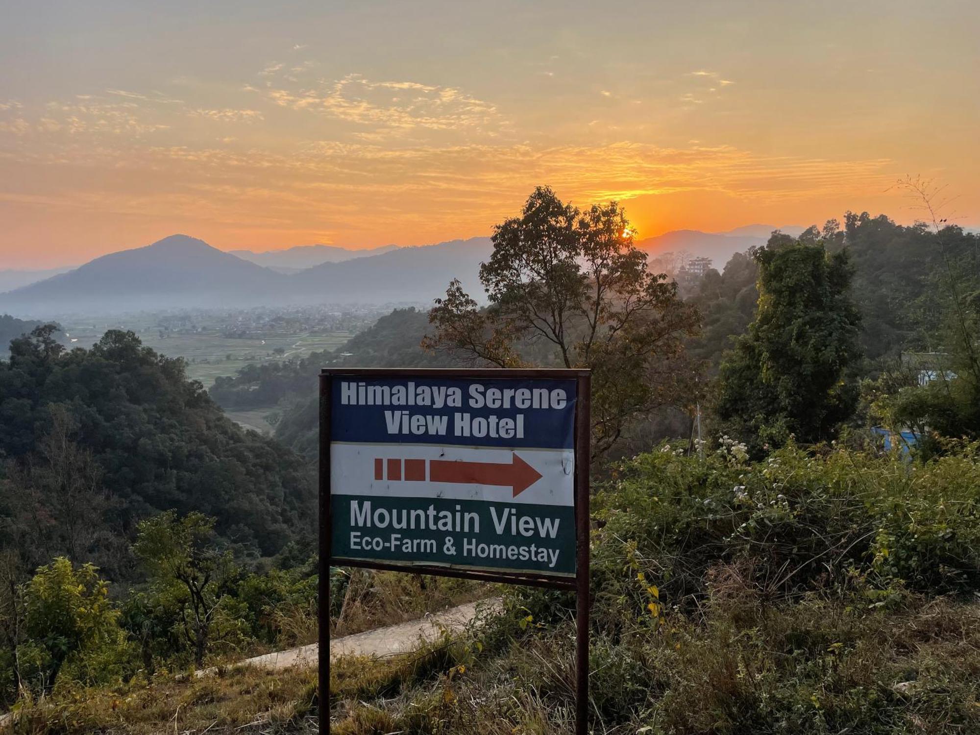 Himalaya Serene View Guest House & Farm Stay Deorāli Eksteriør billede
