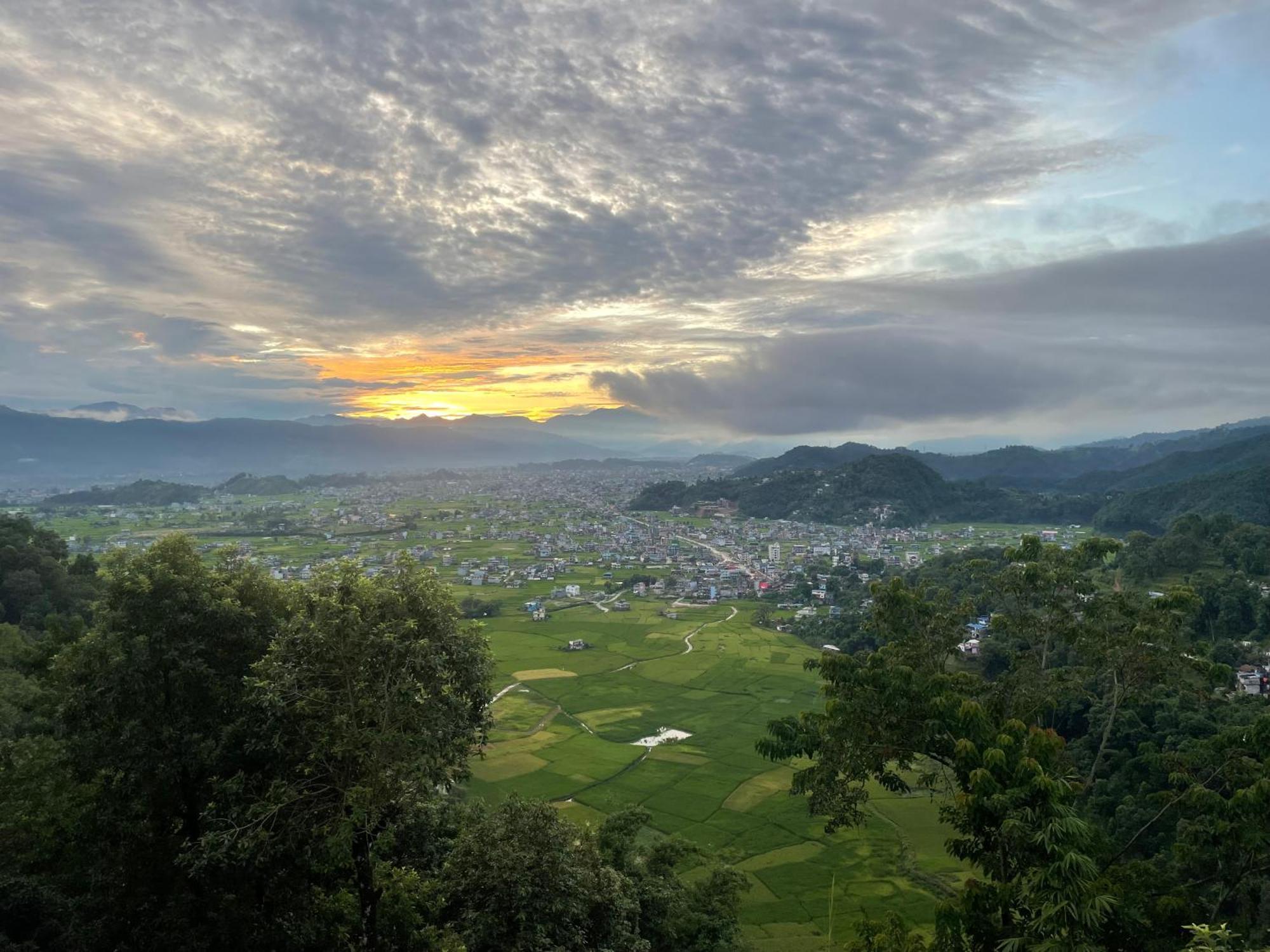 Himalaya Serene View Guest House & Farm Stay Deorāli Eksteriør billede